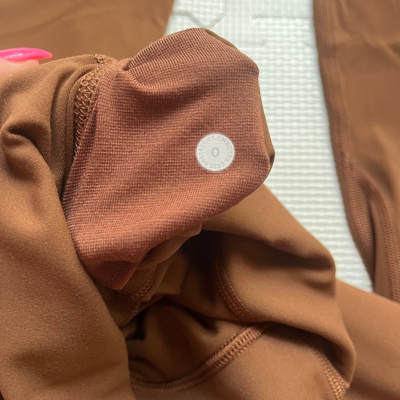 Lululemon align leggings - Picture 6 of 6